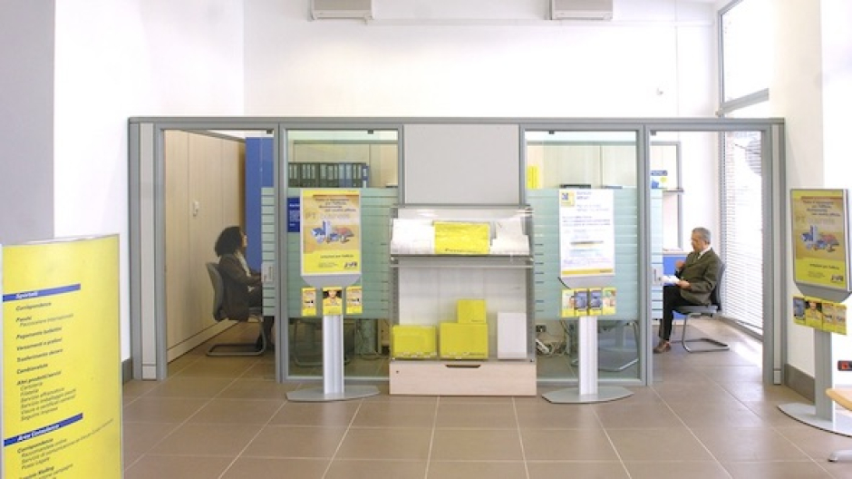 Castelletto Ticino, posticipata la riapertura dell'ufficio postale